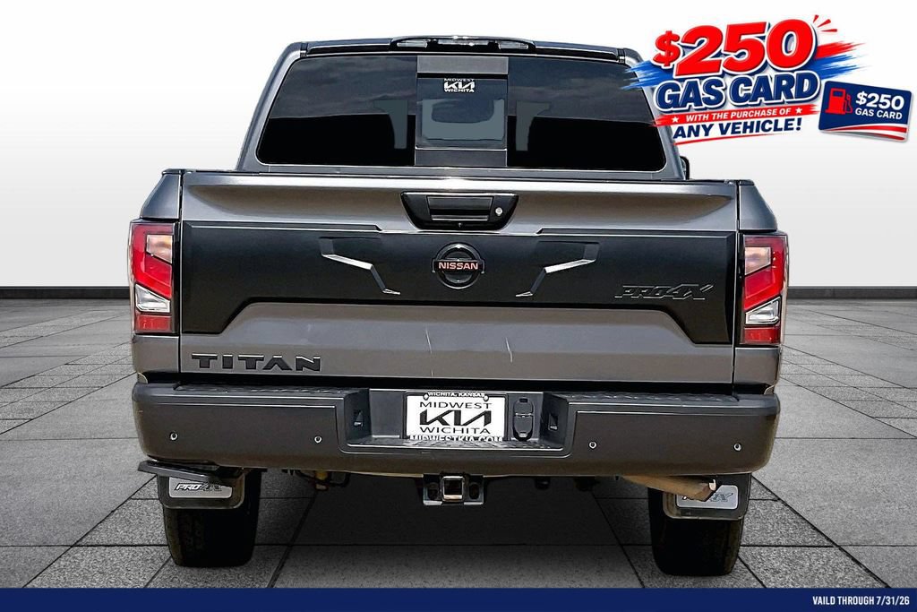 Used 2021 Nissan Titan PRO-4X w/ Pro-4x Convenience Package AWD/4WD image 4