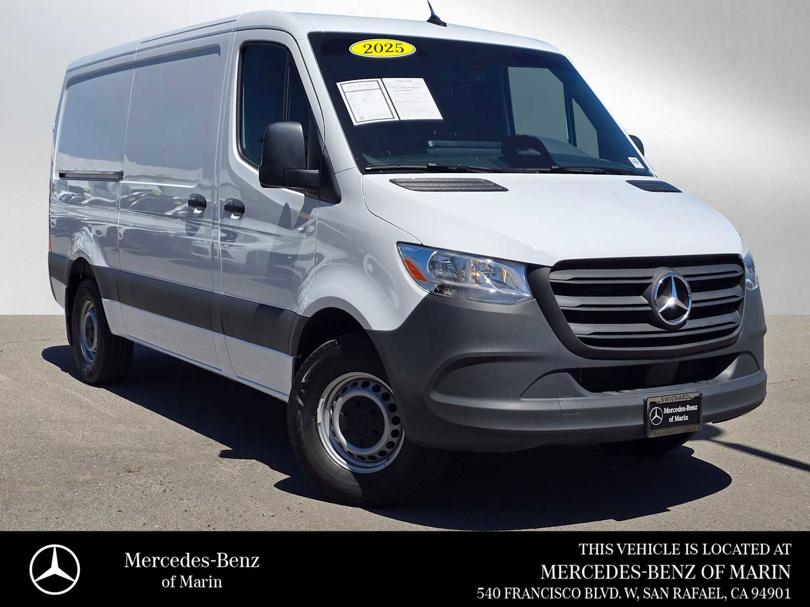 Used 2025 Mercedes-Benz Sprinter 2500 image 1