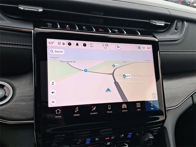 Certified 2024 Jeep Grand Cherokee Overland w/ Luxury Tech Group IV image 14