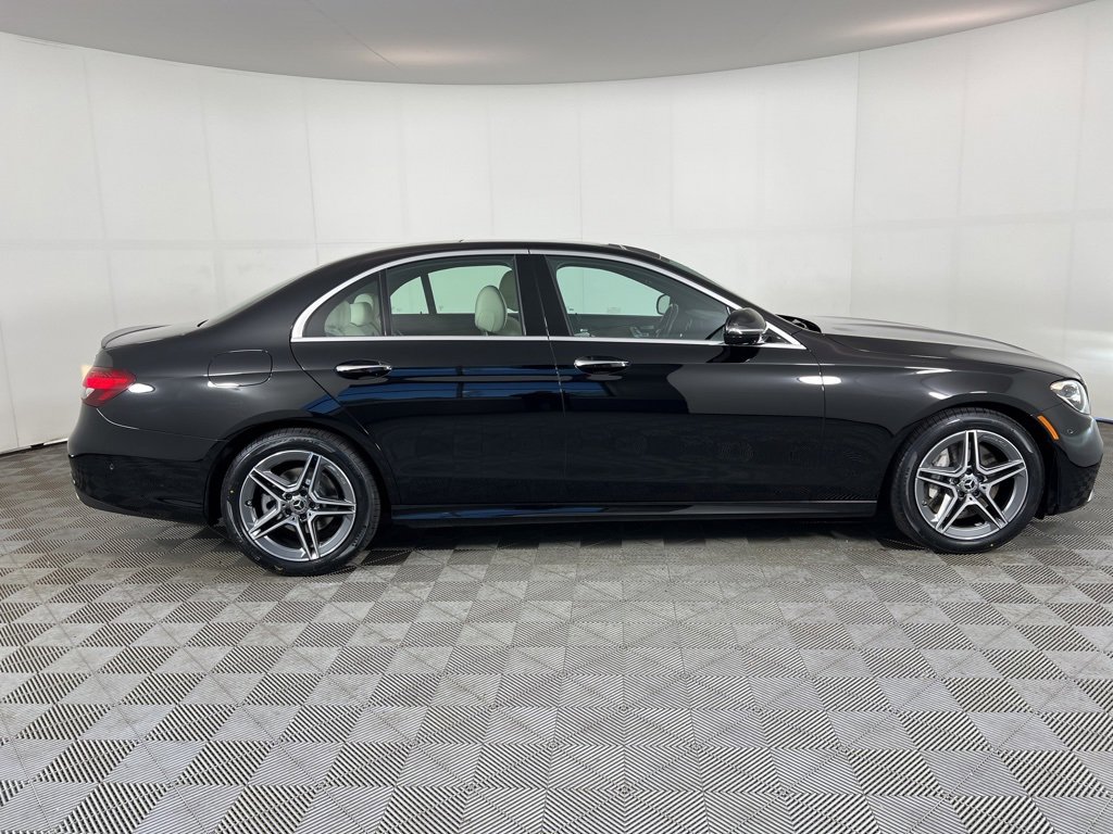 Used 2023 Mercedes-Benz E 350 4MATIC Sedan image 43