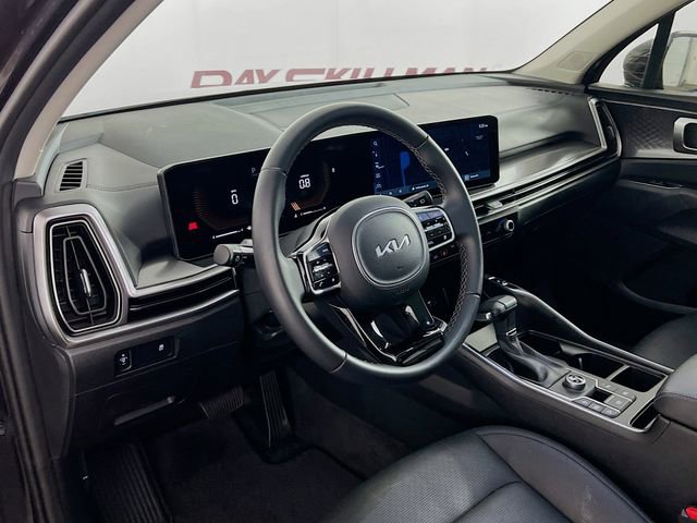 Used 2025 Kia Sorento S w/ Panoramic Sunroof Package FWD image 37