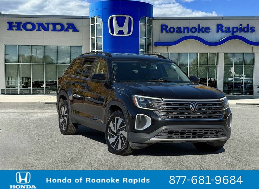Used 2024 Volkswagen Atlas SE image 1