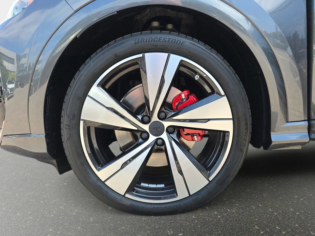 New 2026 Audi SQ5 Premium Plus AWD/4WD image 33