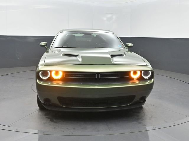 Used 2020 Dodge Challenger SXT image 31