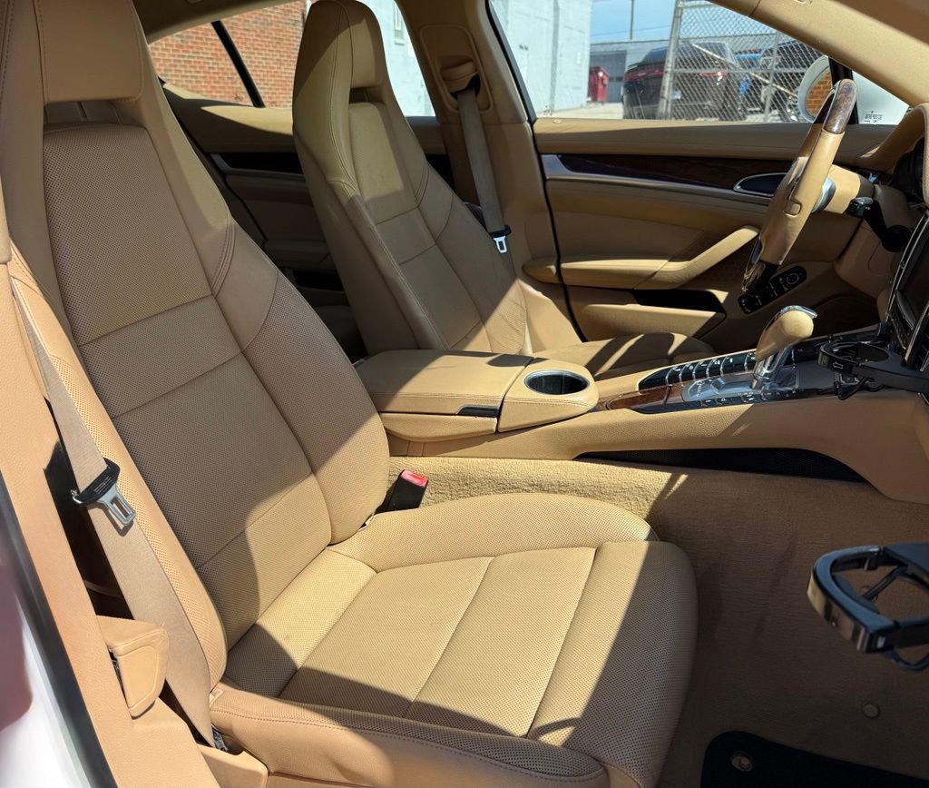Used 2010 Porsche Panamera 4S AWD/4WD image 28