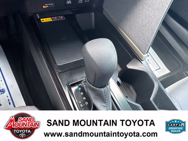 Used 2025 Toyota Camry LE FWD image 19