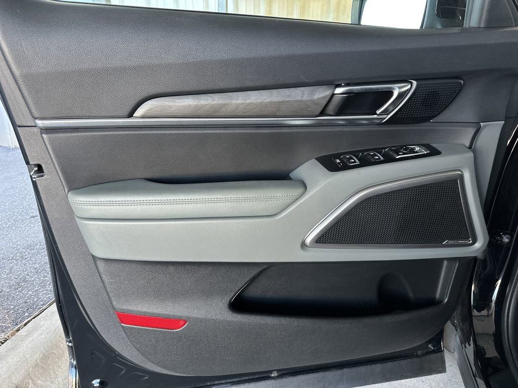 Used 2024 Kia Telluride EX X-Line image 11