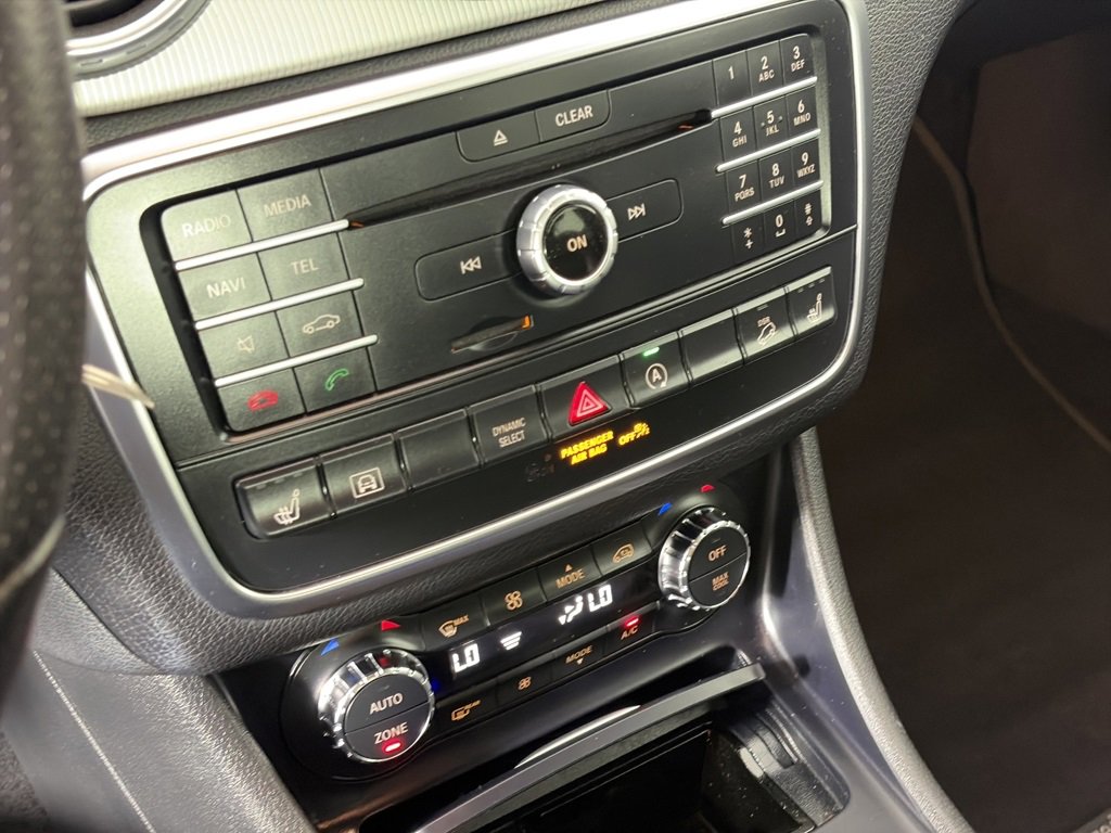 Used 2017 Mercedes-Benz GLA 250 4MATIC image 22