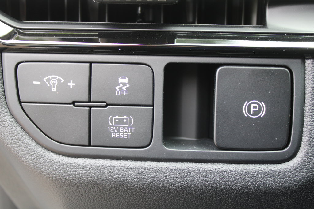 New 2027 Kia Sportage LX FWD image 22