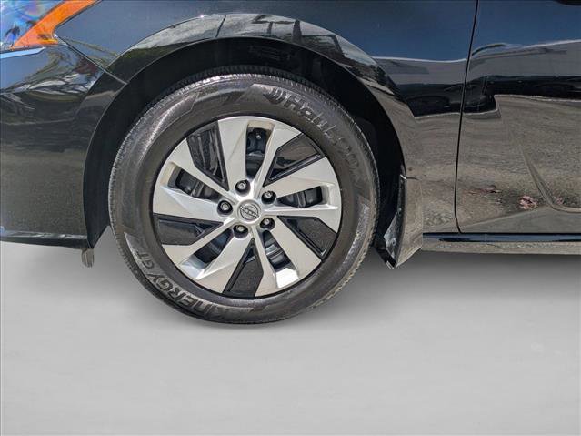 Certified 2025 Nissan Altima 2.5 S image 22