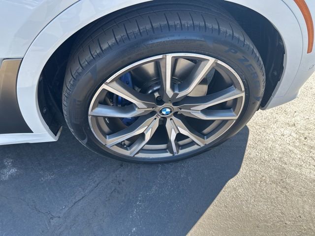 Used 2022 BMW X7 M50i w/ Dynamic Handling Package image 22