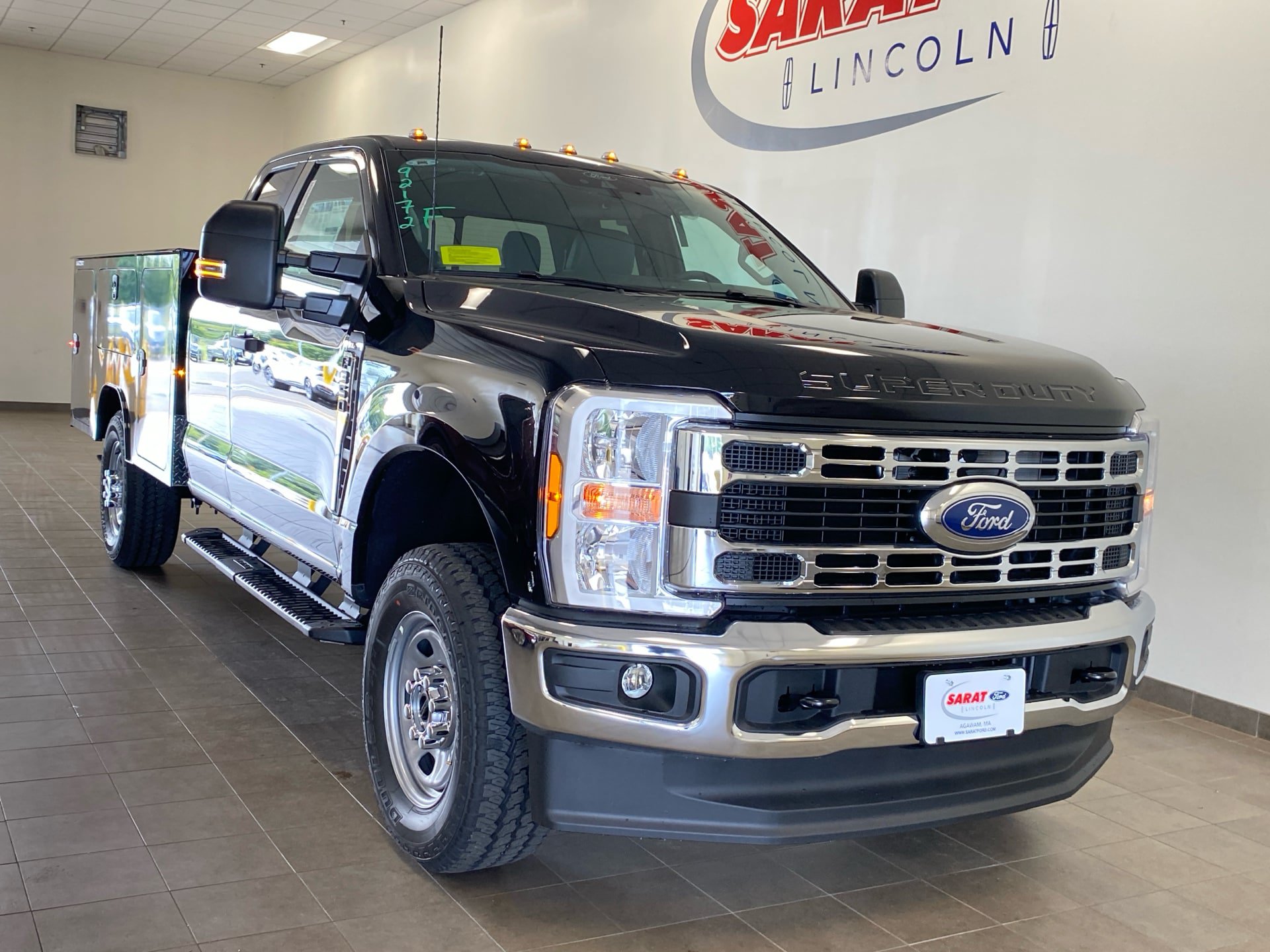 New 2026 Ford F350 XL w/ XL Chrome Package AWD/4WD image 2