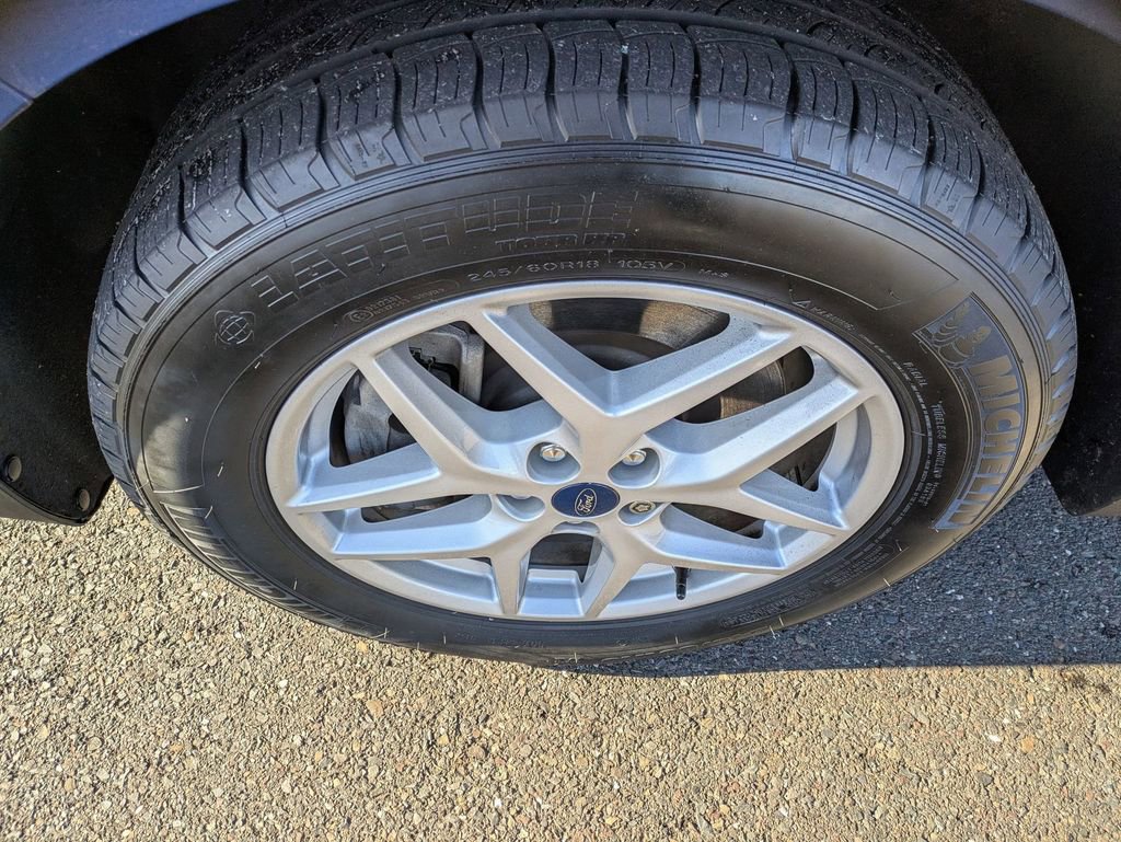 Used 2021 Ford Edge SEL w/ Convenience Package image 26