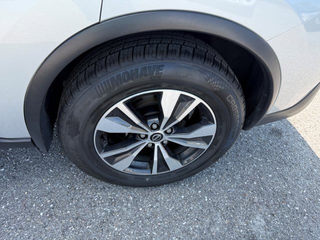 Used 2023 Nissan Murano SV image 9