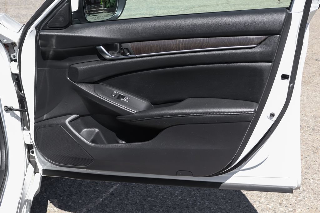 Used 2020 Honda Accord EX-L image 40