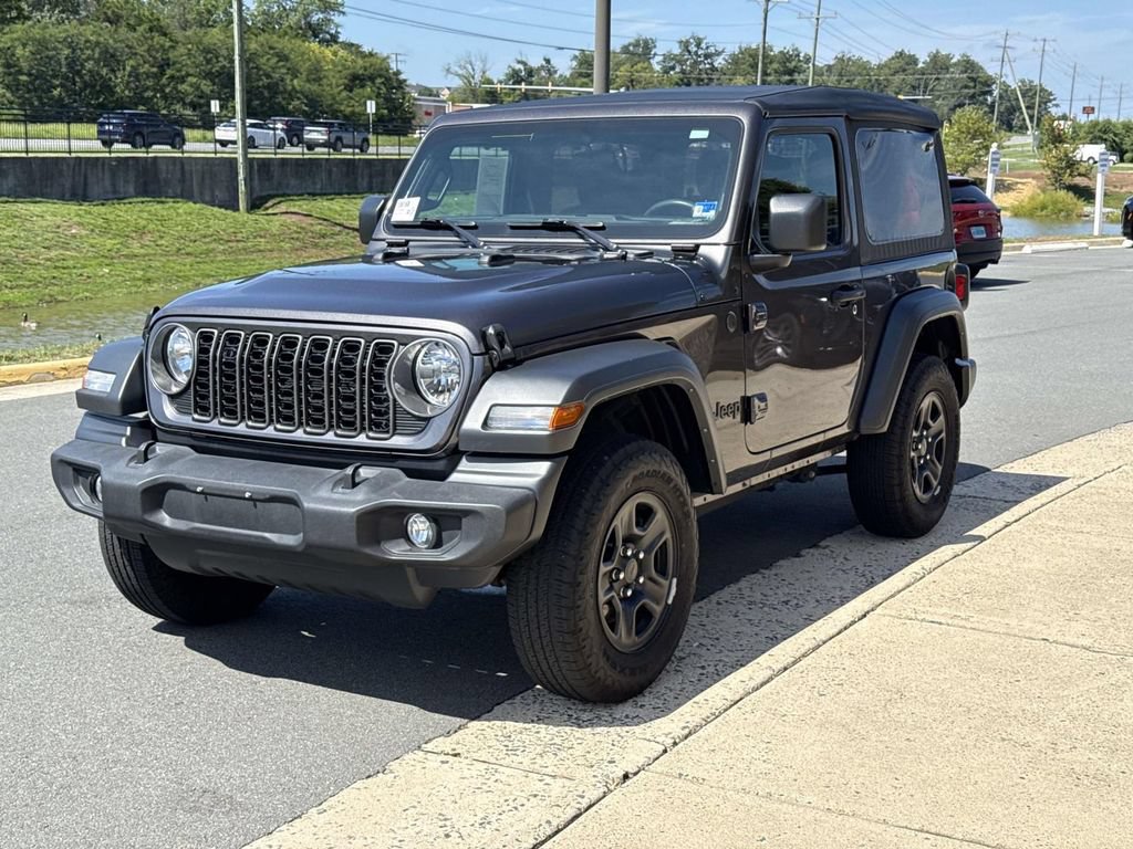 Used 2025 Jeep Wrangler Sport AWD/4WD image 20