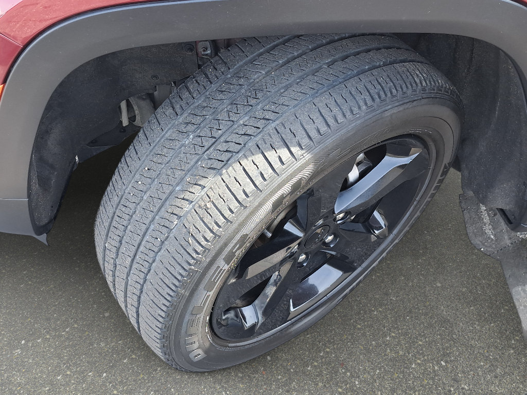Certified 2023 Jeep Grand Cherokee Altitude AWD/4WD image 33