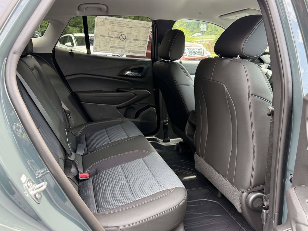 New 2026 Chevrolet Trax LT w/ Driver Confidence Package FWD image 13