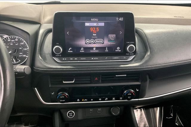 Used 2023 Nissan Rogue S AWD/4WD image 15