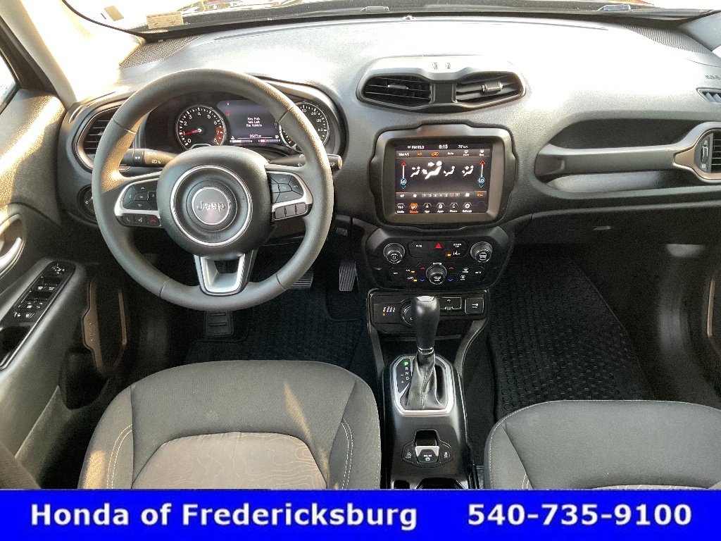 Used 2023 Jeep Renegade Latitude AWD/4WD image 41