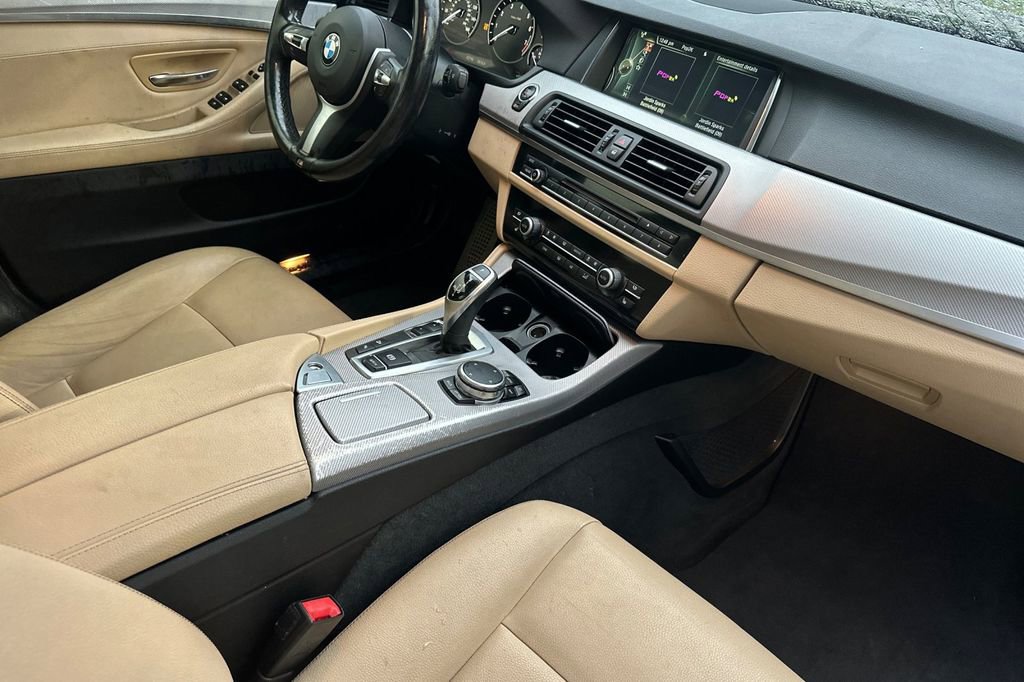 Used 2016 BMW 535i xDrive Sedan image 14