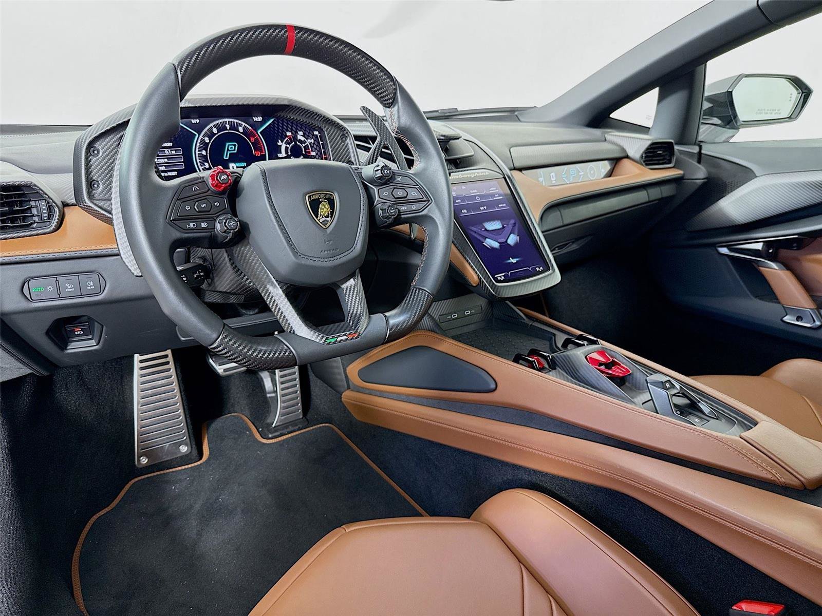 Used 2024 Lamborghini Revuelto AWD/4WD image 4