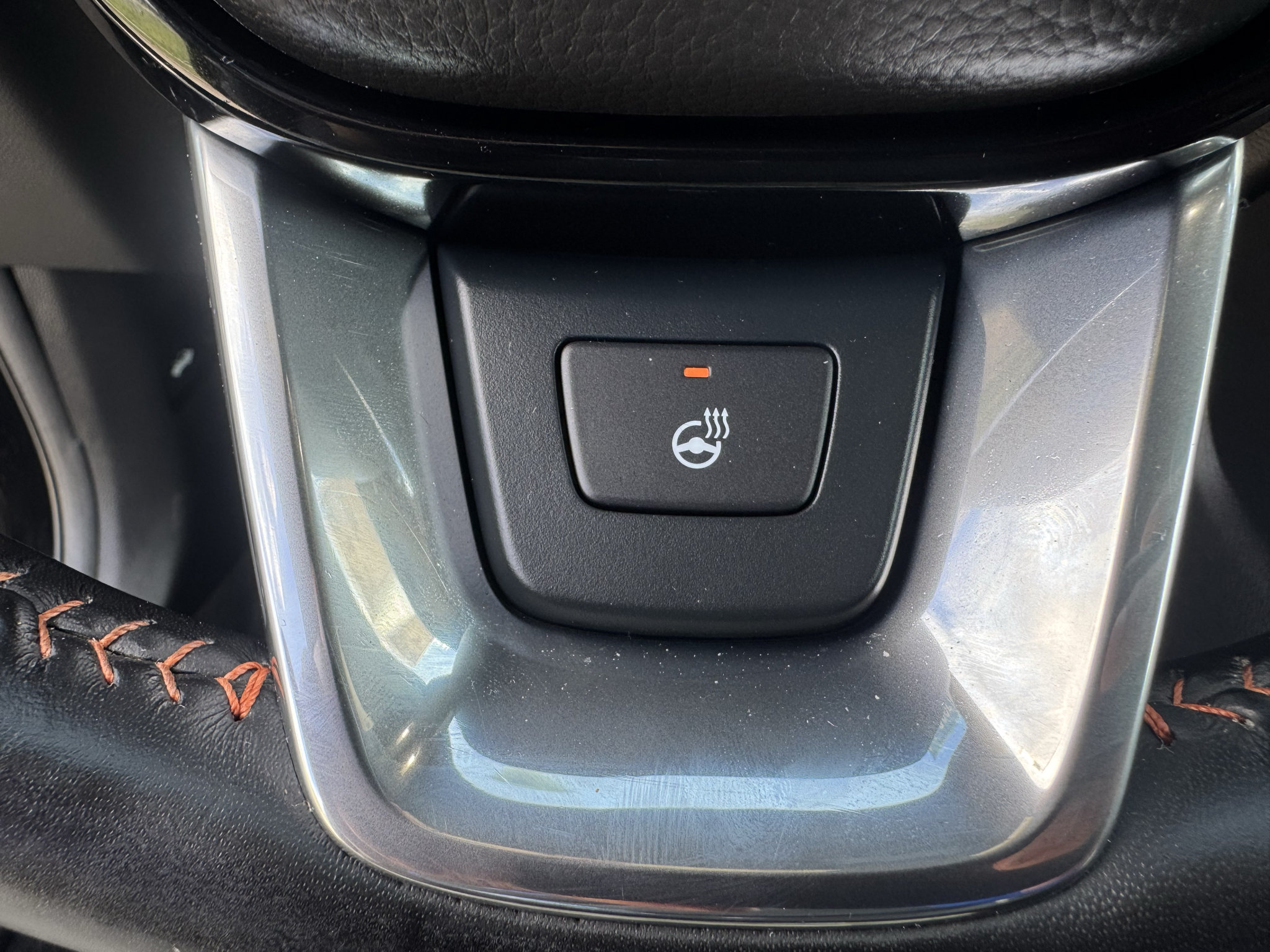 Used 2025 Honda CR-V Sport Touring image 16