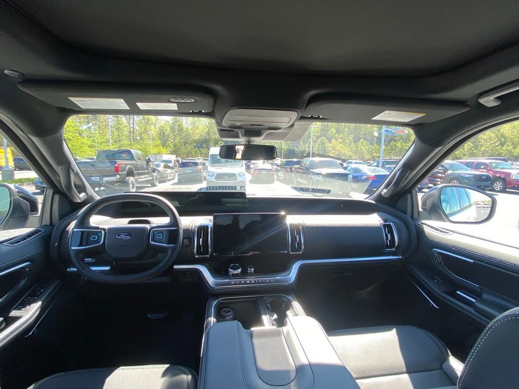 New 2026 Ford Expedition Max Platinum w/ Stealth Appearance Package image 25