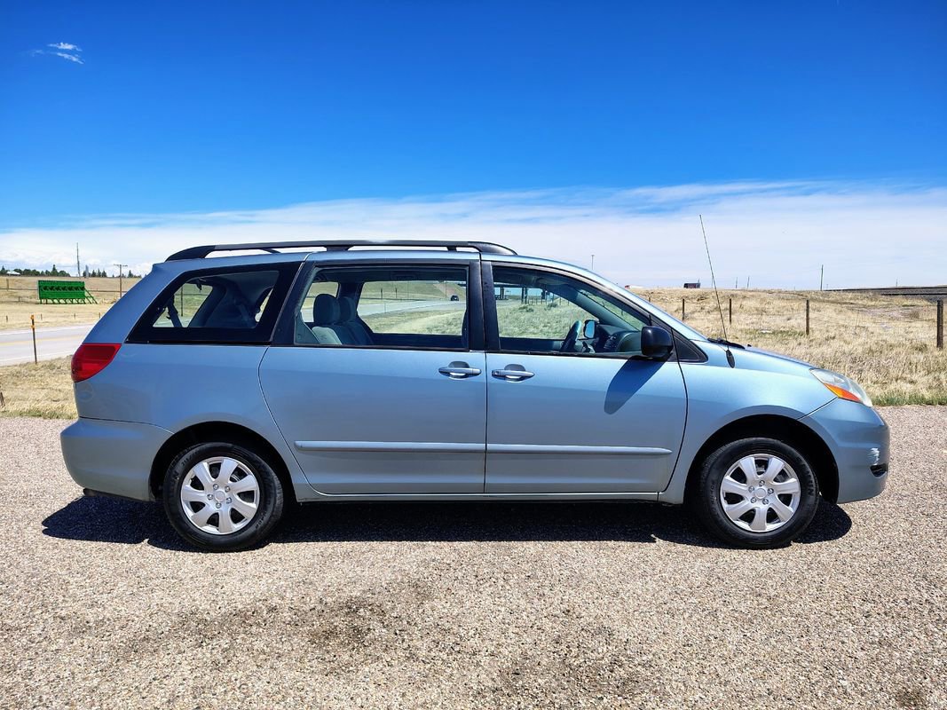 Used 2006 Toyota Sienna CE FWD image 6