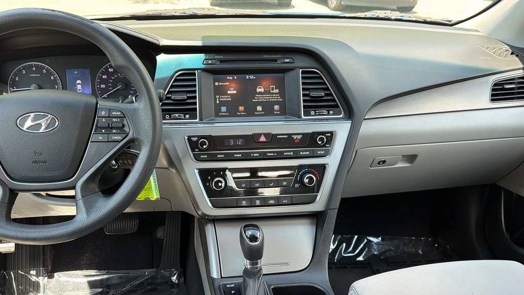 Used 2017 Hyundai Sonata Sport FWD image 9