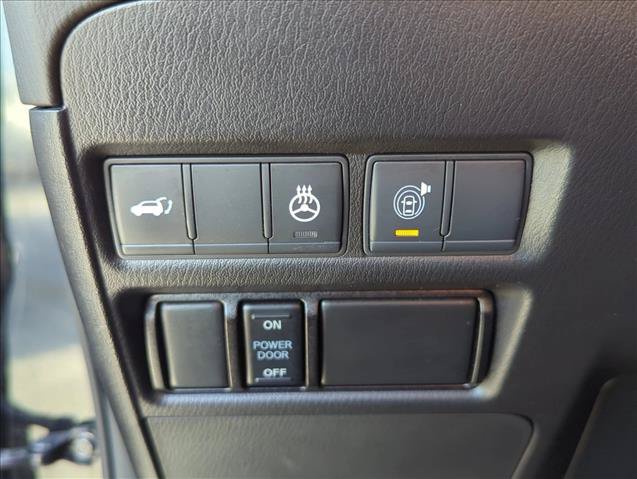 Used 2022 Nissan Armada Platinum RWD image 11