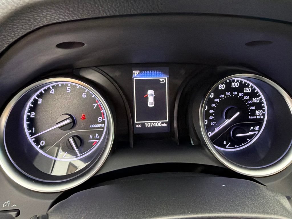 Used 2018 Toyota Camry LE FWD image 14