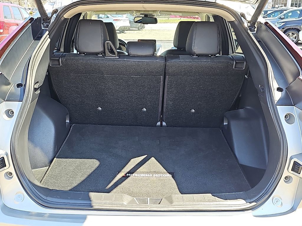 Used 2025 Mitsubishi Eclipse Cross SE image 30