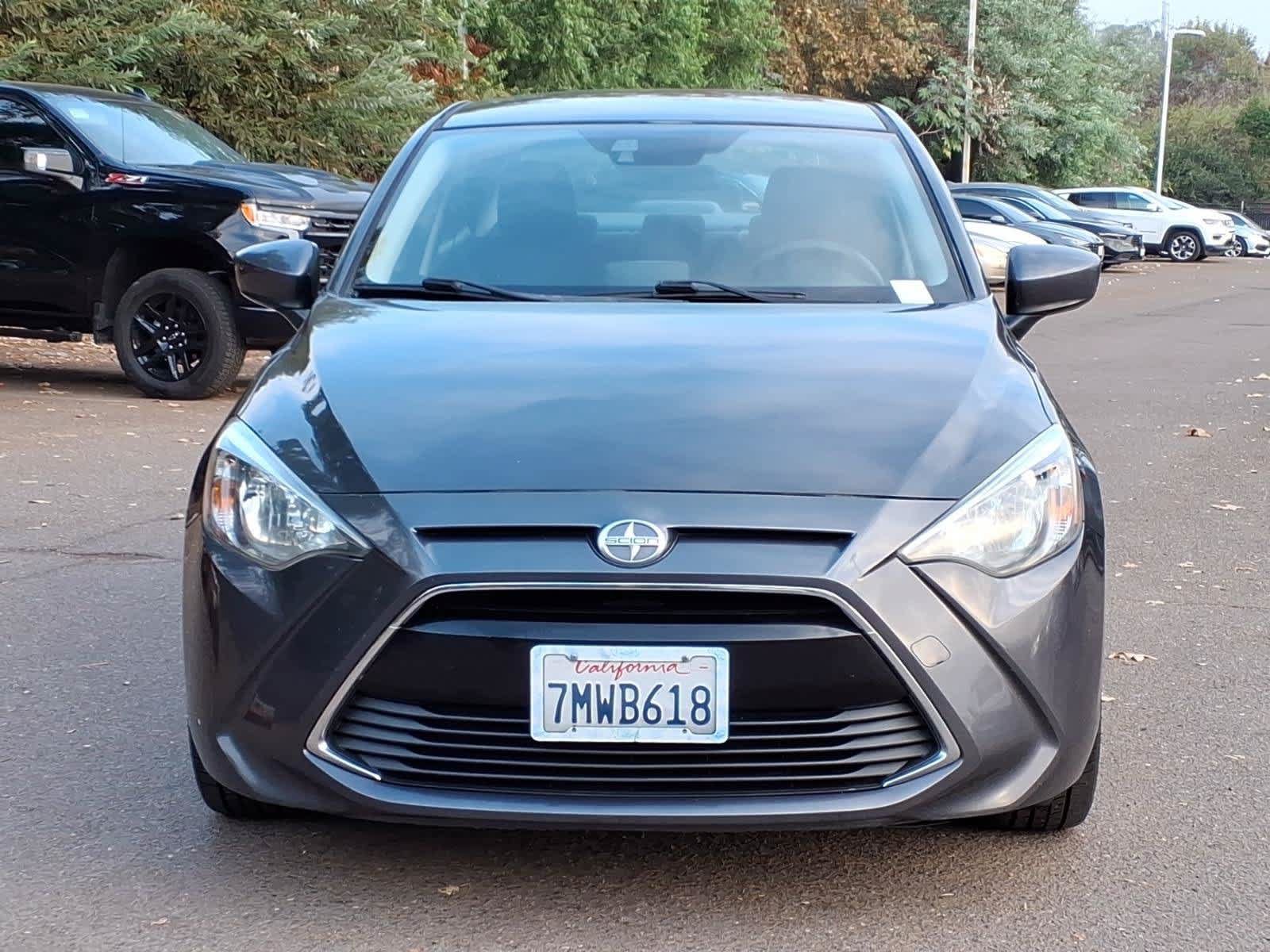 Used 2016 Scion iA FWD image 2