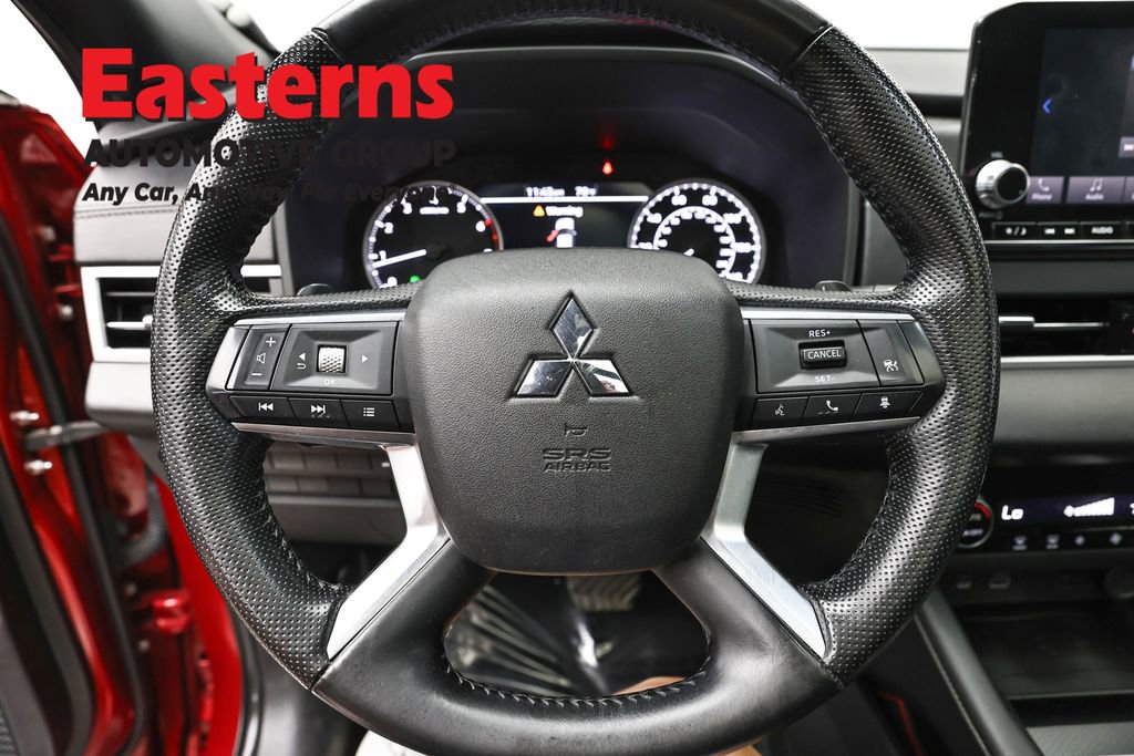 Used 2022 Mitsubishi Outlander SE FWD image 10