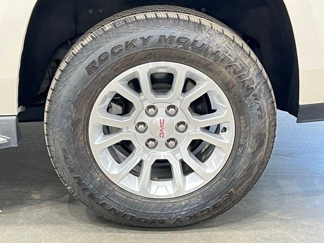 Used 2015 GMC Yukon XL SLT w/ Open Road Package AWD/4WD image 44