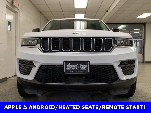 Certified 2023 Jeep Grand Cherokee Laredo w/ Luxury Tech Group I video 2