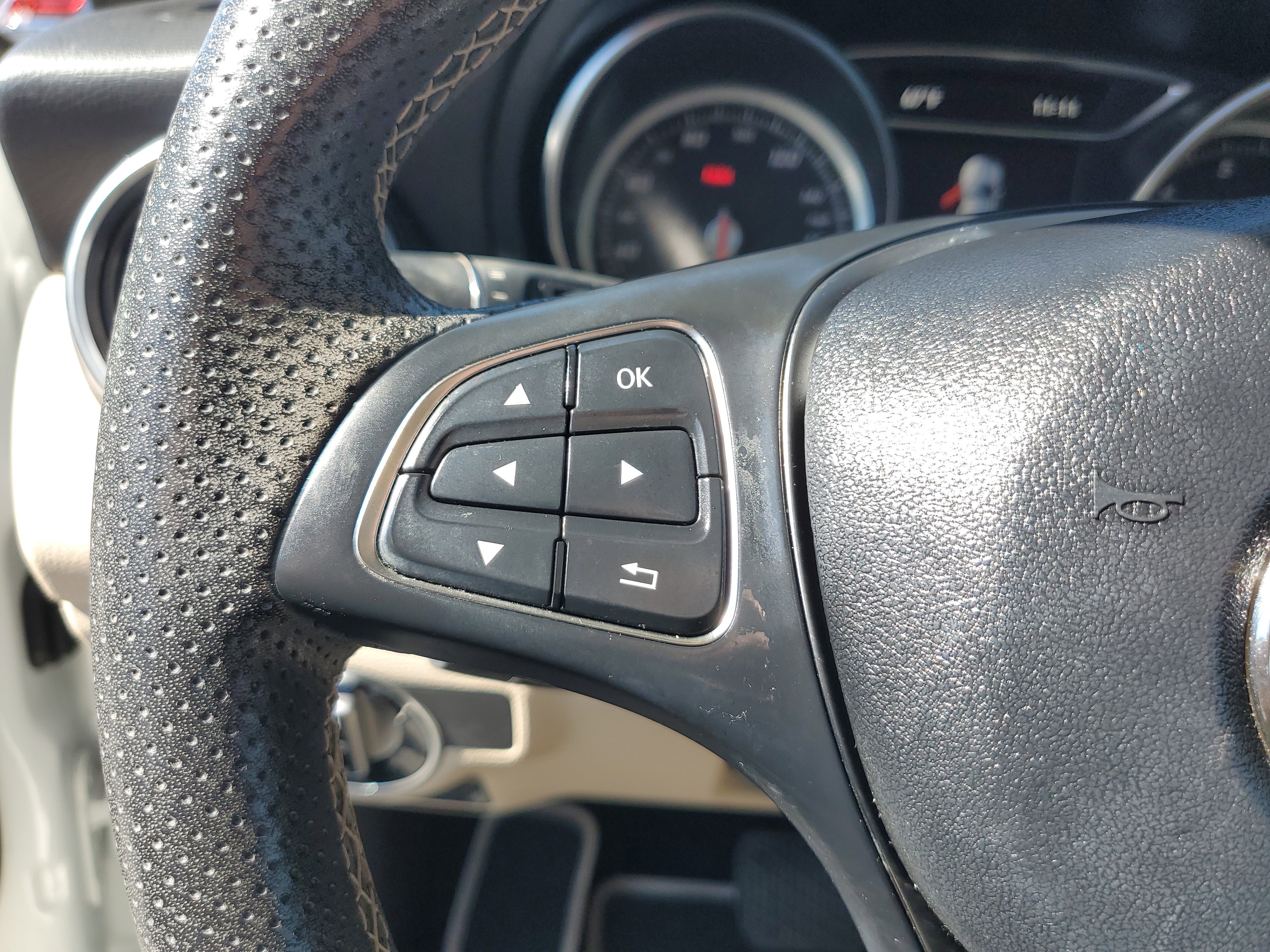 Used 2019 Mercedes-Benz GLA 250 image 28