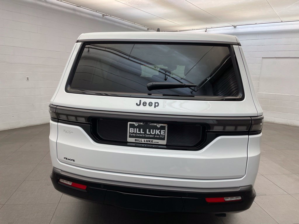 New 2026 Jeep Grand Wagoneer L Limited AWD/4WD image 5