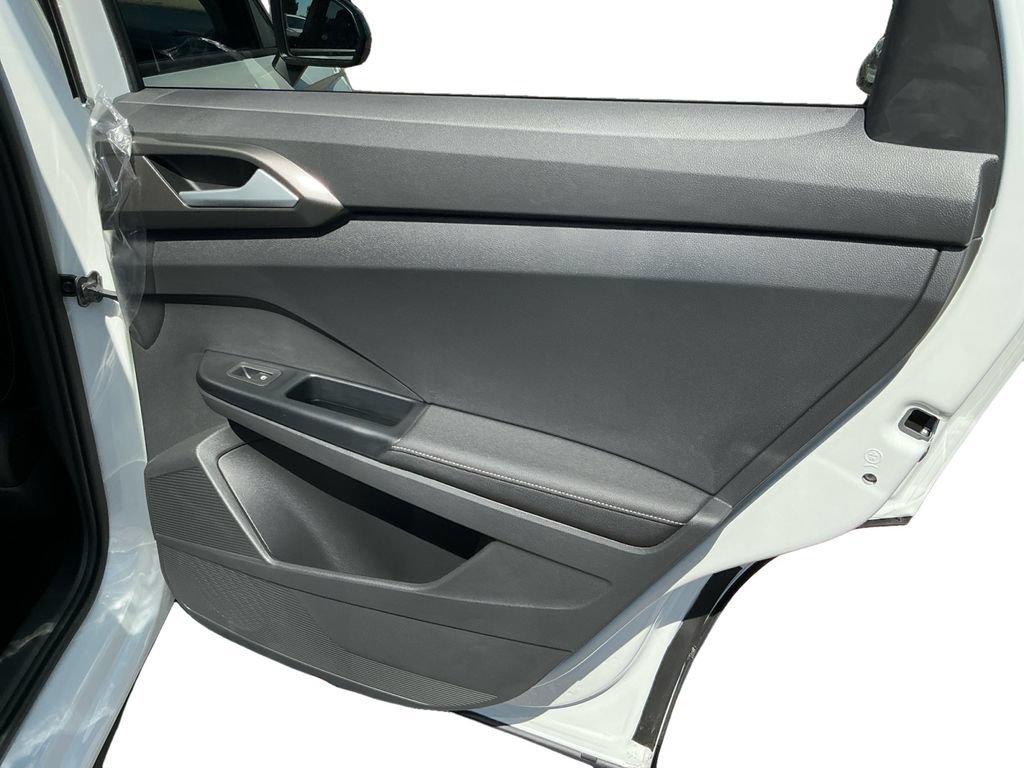 New 2026 Volkswagen Taos SE AWD/4WD image 18