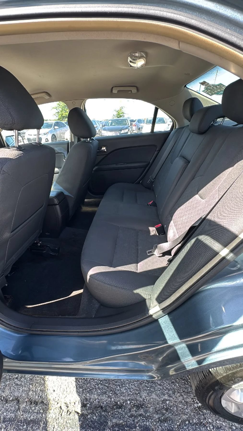Used 2011 Ford Fusion SE FWD image 20