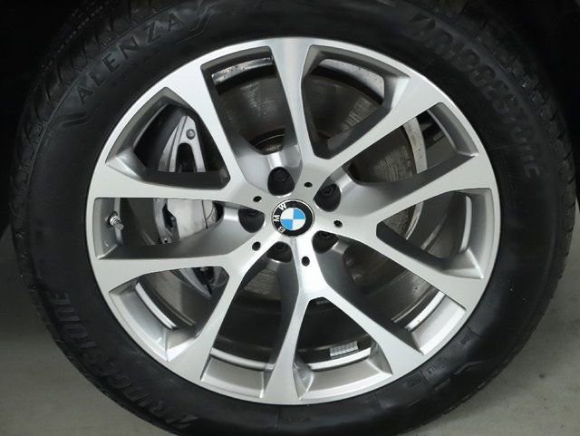 Certified 2024 BMW X5 xDrive40i w/ Premium Package image 10