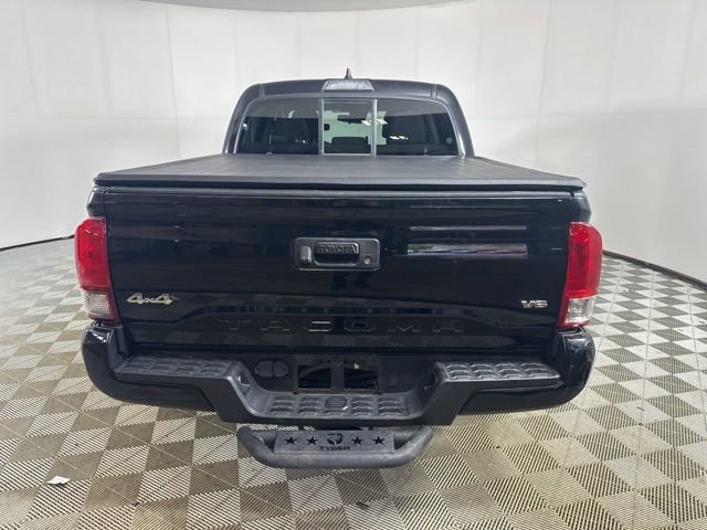 Used 2020 Toyota Tacoma SR AWD/4WD image 8