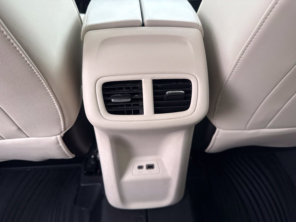 Used 2022 Buick Envision Essence w/ Safety Package AWD/4WD image 19