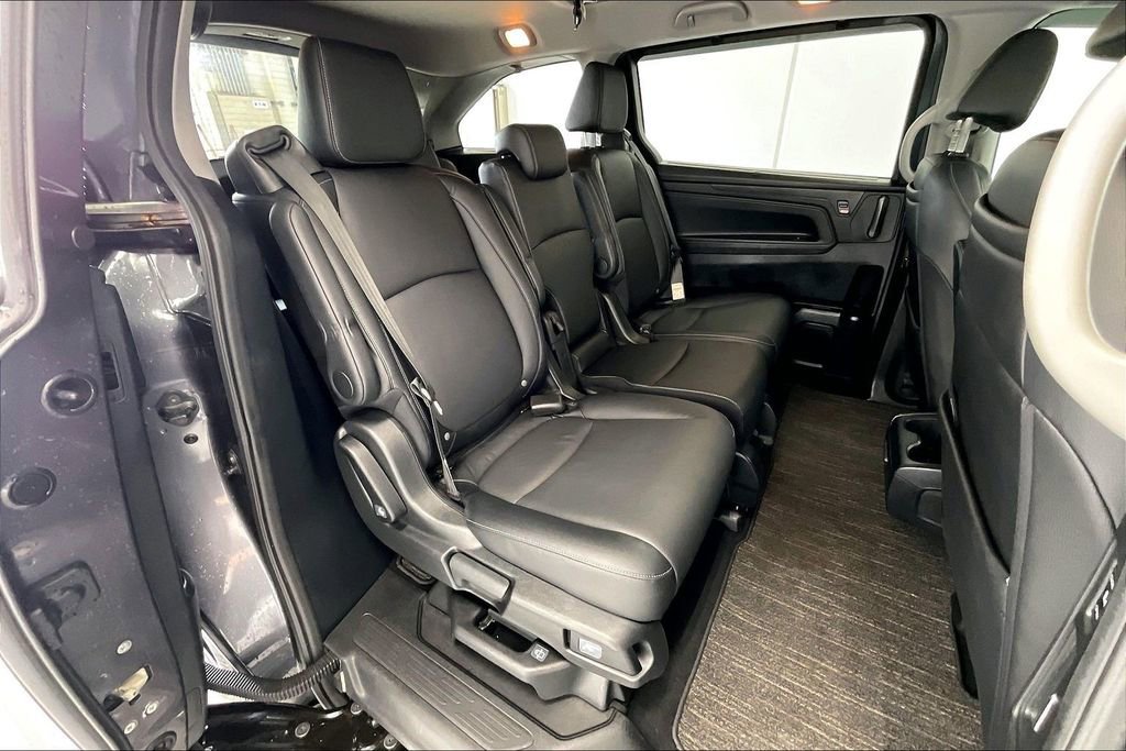 Used 2024 Honda Odyssey Touring image 19