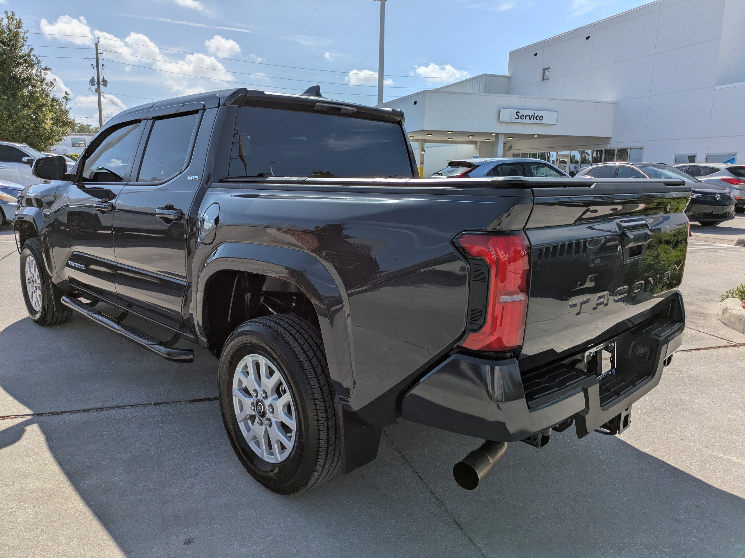Used 2024 Toyota Tacoma SR5 image 6