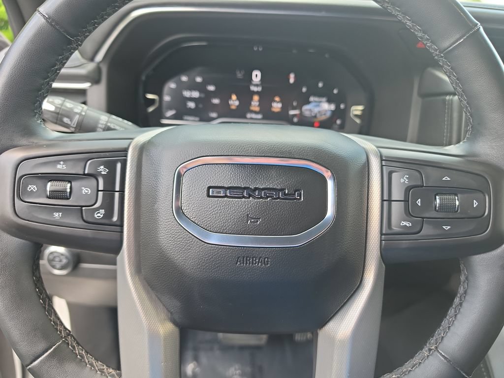 Certified 2023 GMC Yukon XL Denali AWD/4WD image 30