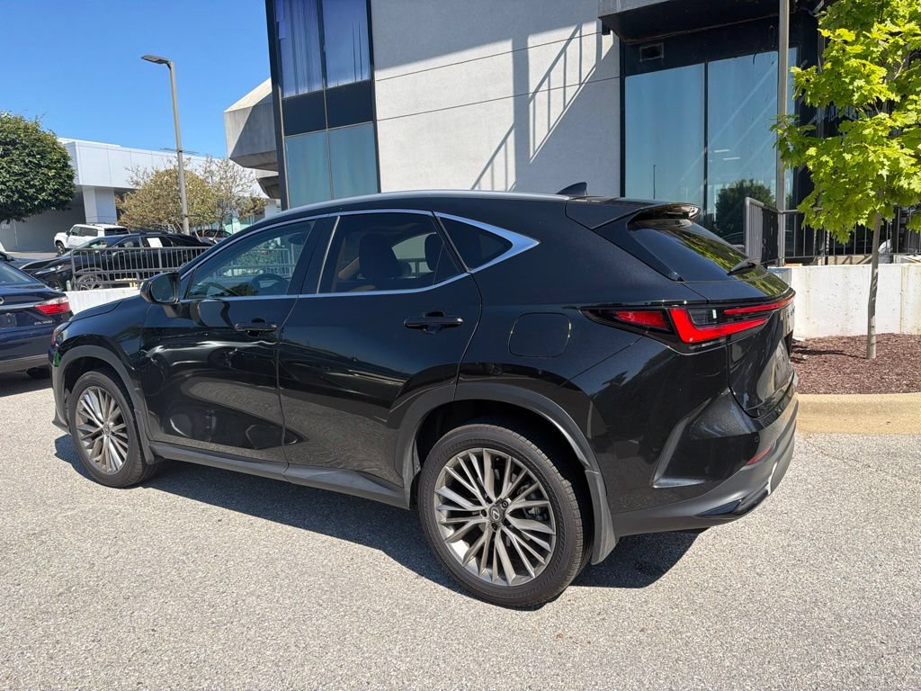 Certified 2025 Lexus NX 350 AWD w/ Accessory Package (2T) image 18