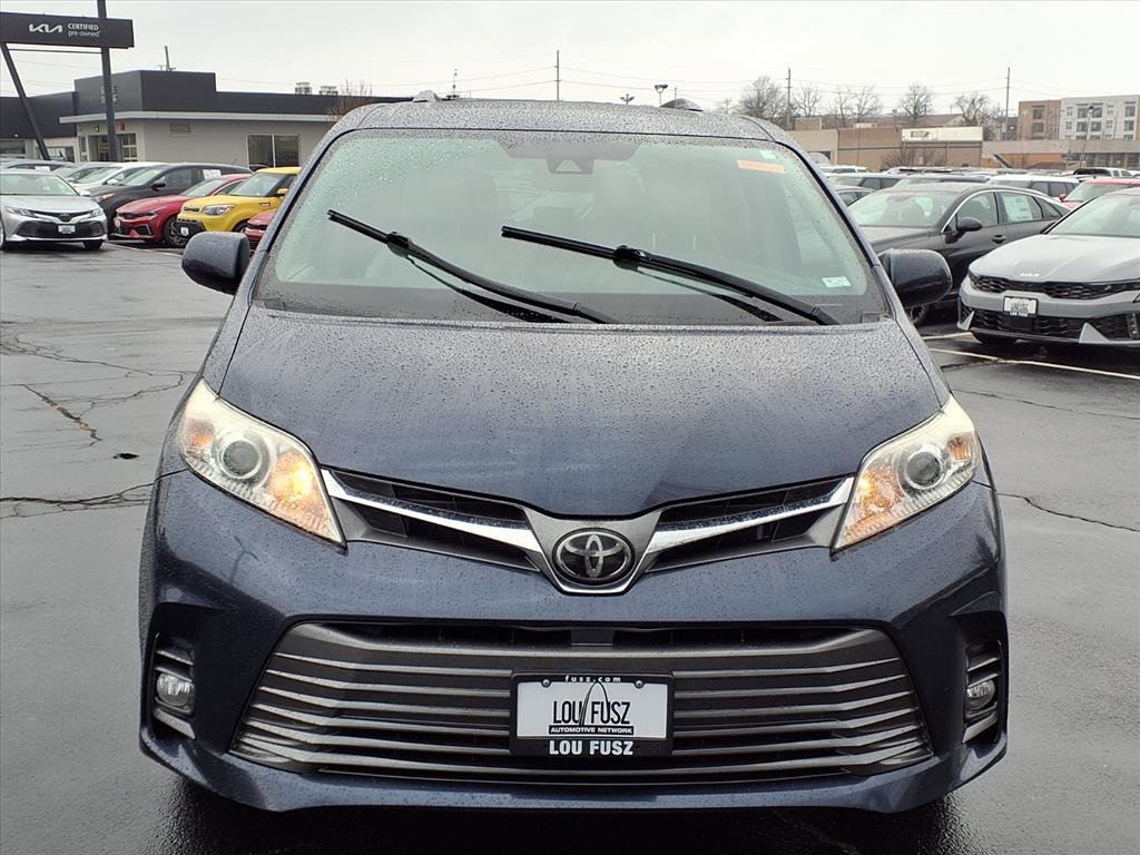 Used 2019 Toyota Sienna AWD image 28