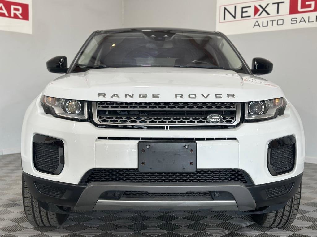 Used 2018 Land Rover Range Rover Evoque SE image 5
